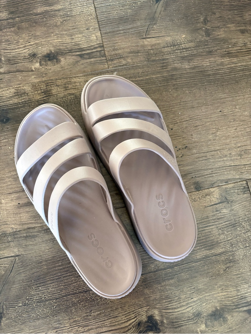 Crocs Women's Getaway Strappy Slide Sandal
